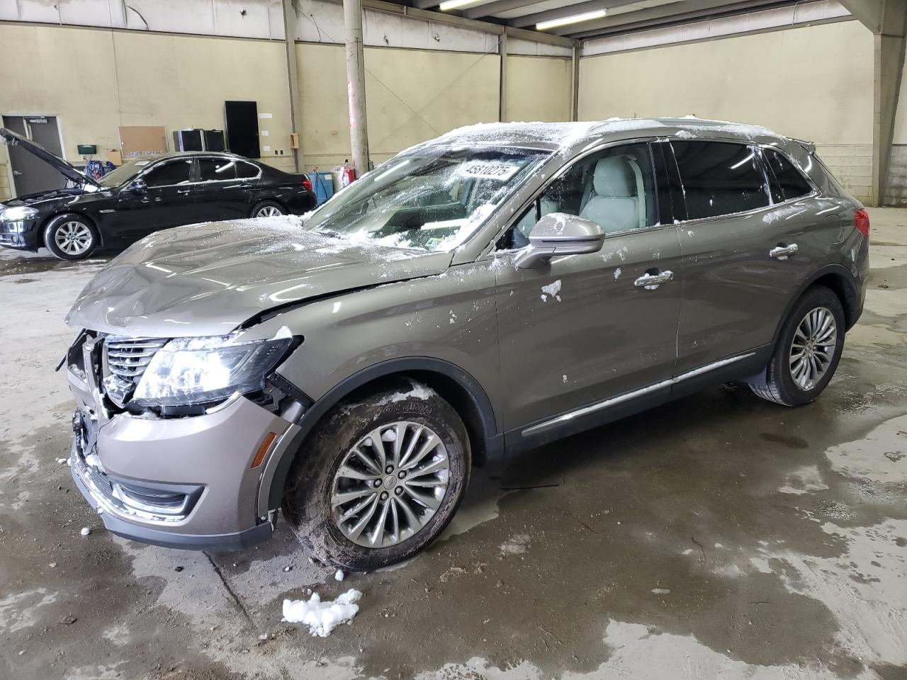 2017 Lincoln MKX - Image 1