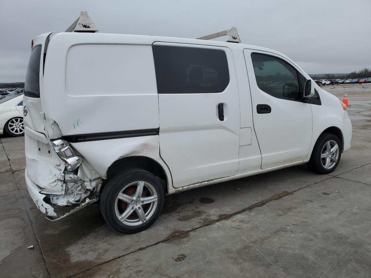 2017 Nissan NV - Image 3
