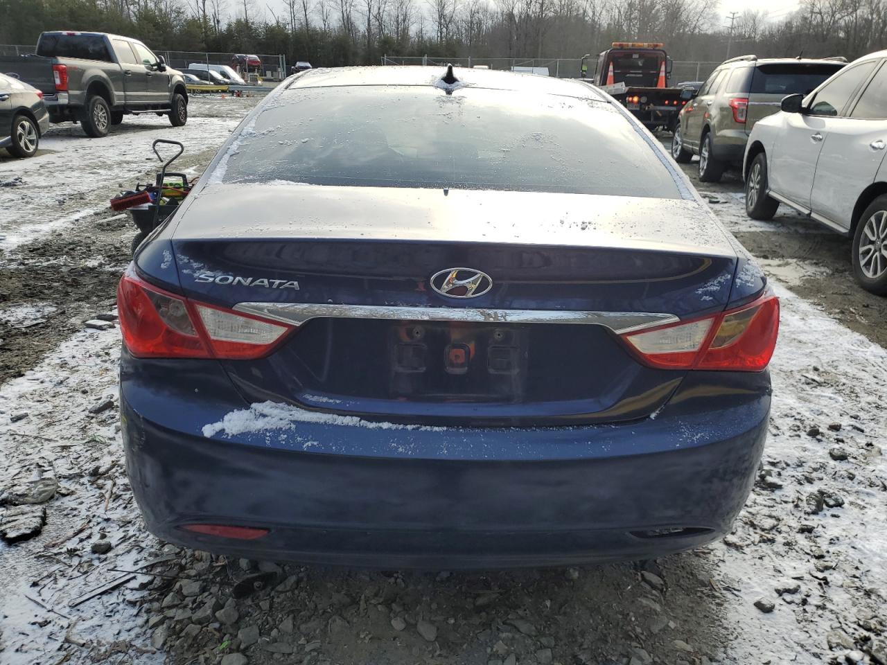 2012 Hyundai Sonata - Image 6