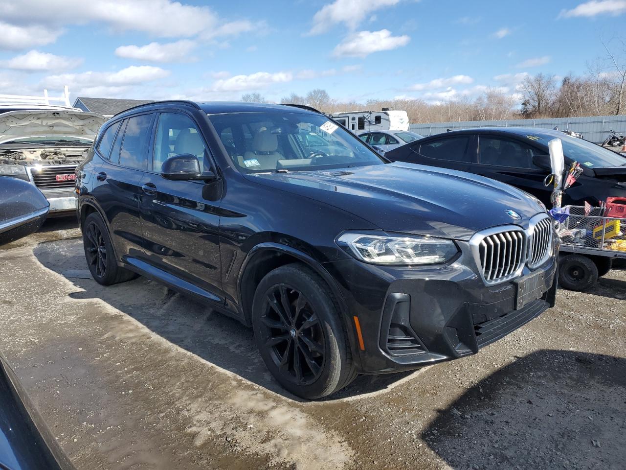 2022 BMW X3 - Image 4