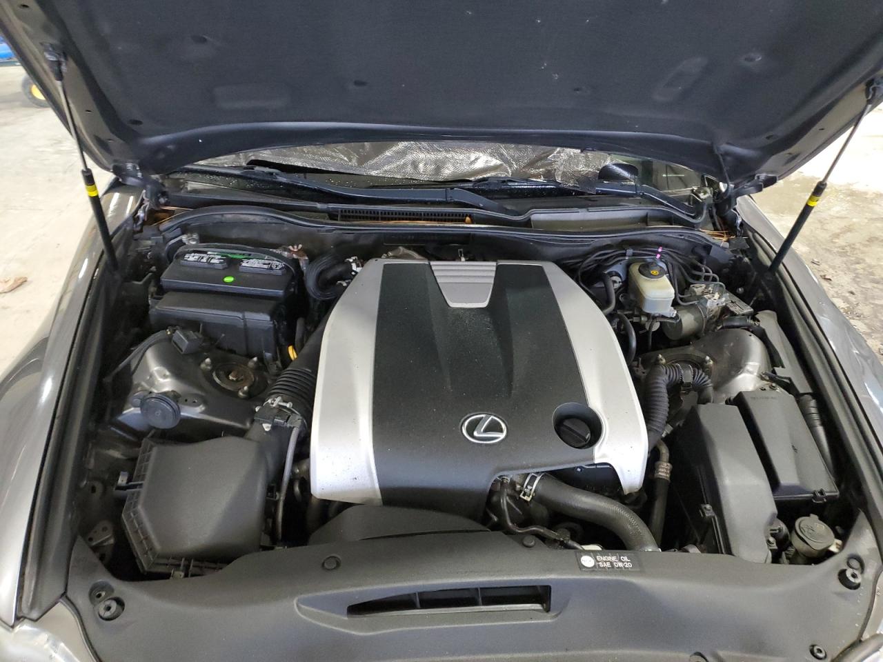 2014 Lexus IS - Image 11