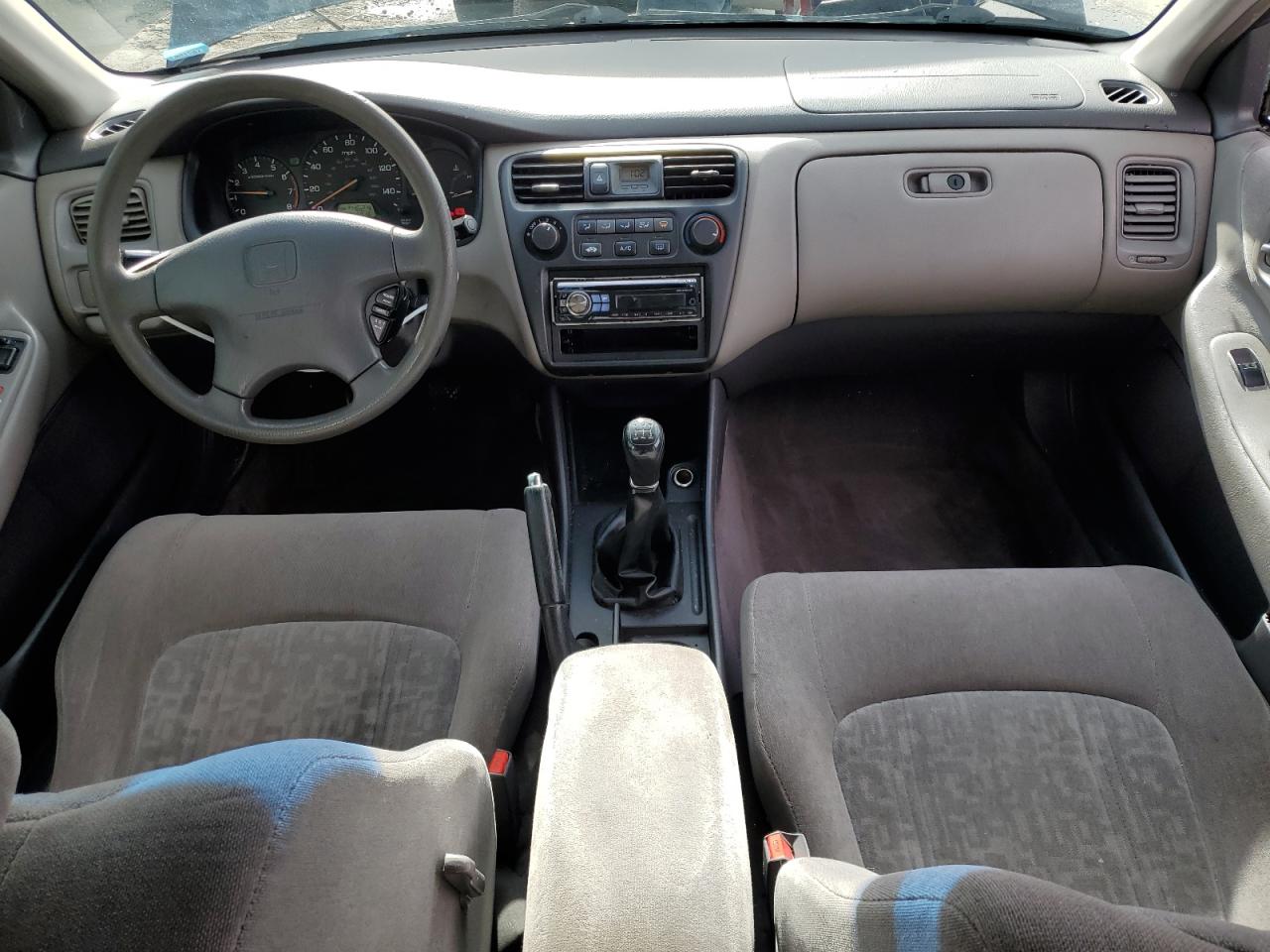 2000 Honda Accord - Image 8