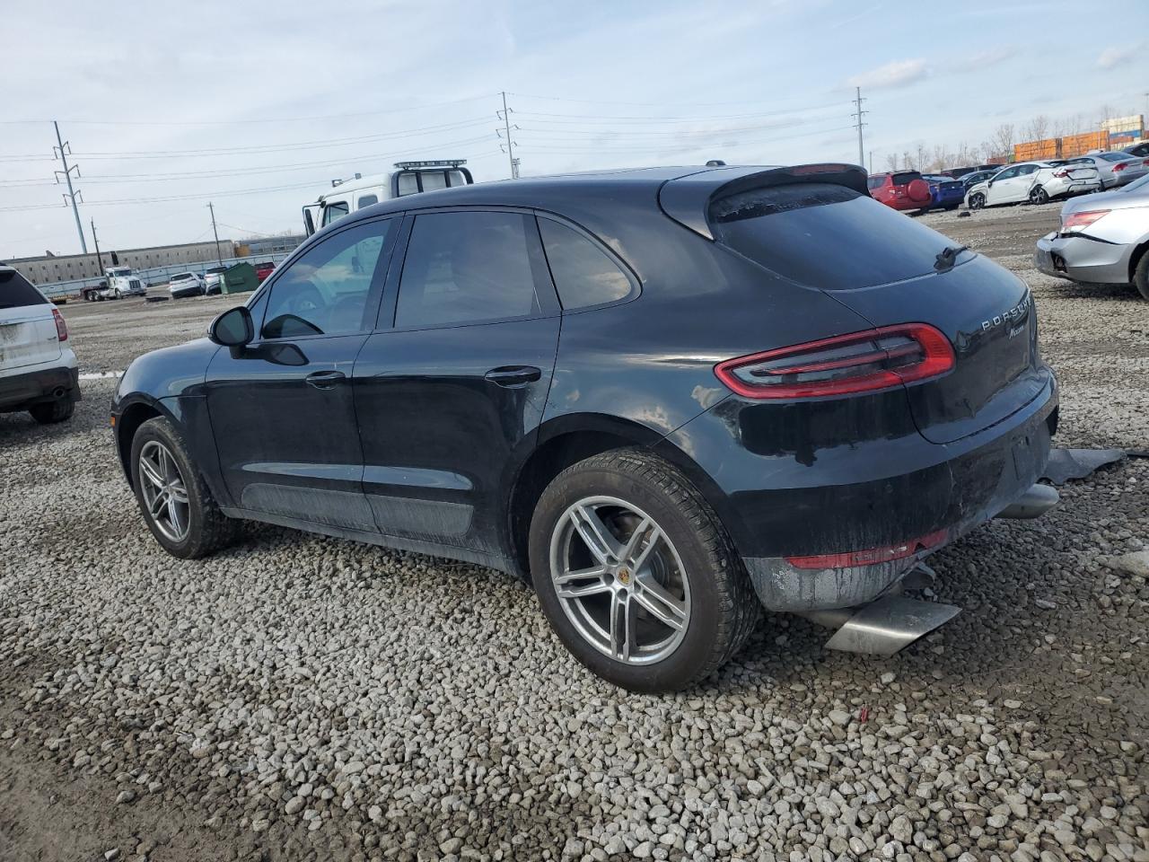 2017 Porsche Macan - Image 2