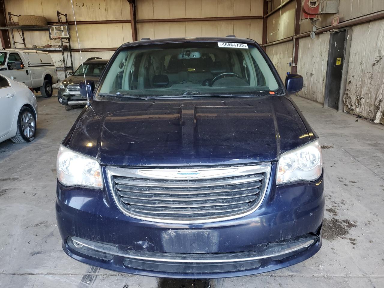 2016 Chrysler Town & Country - Image 5