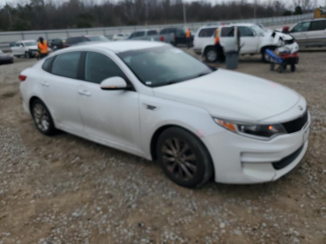 2016 Kia Optima - Image 6