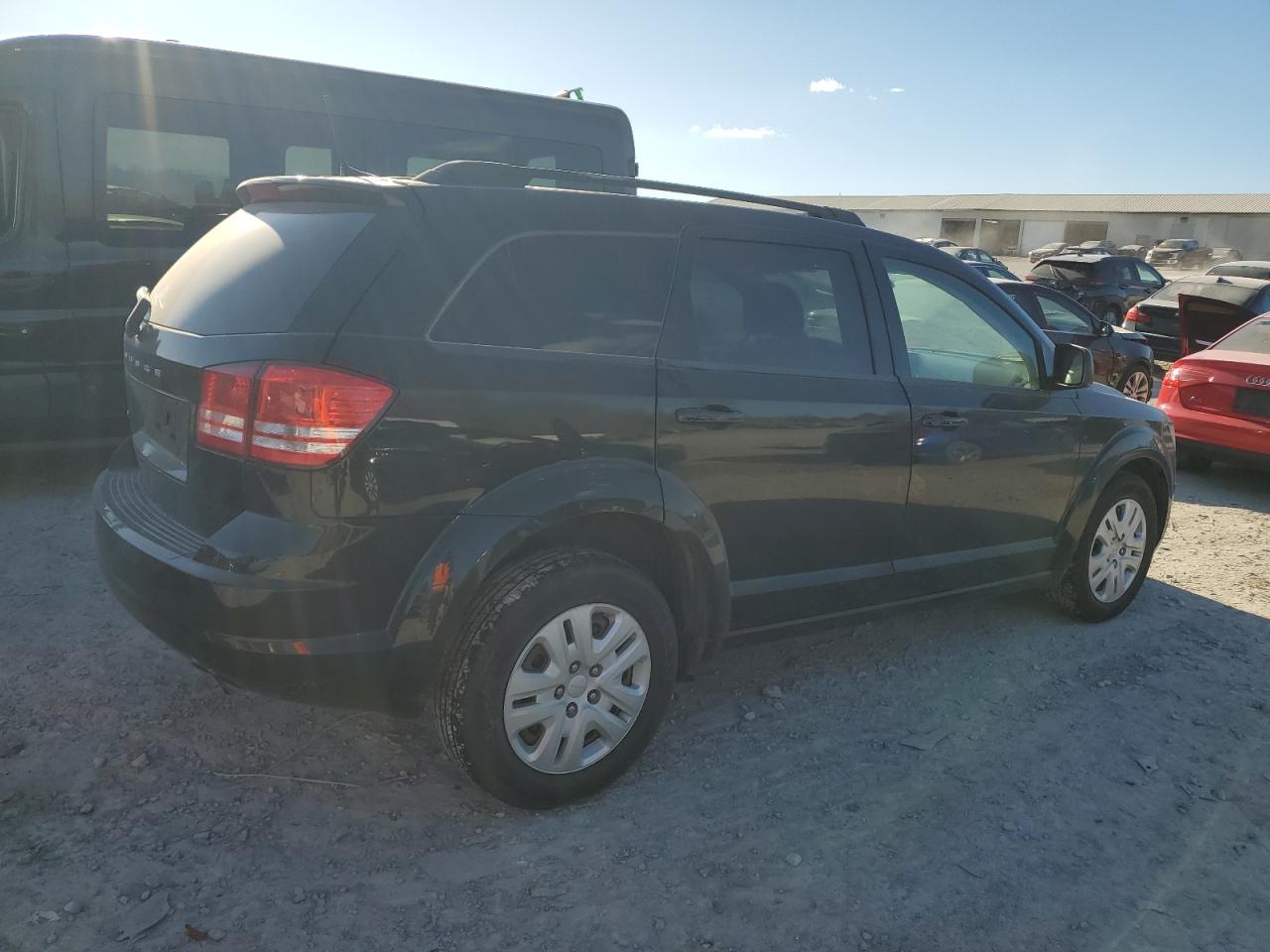 2018 Dodge Journey - Image 3