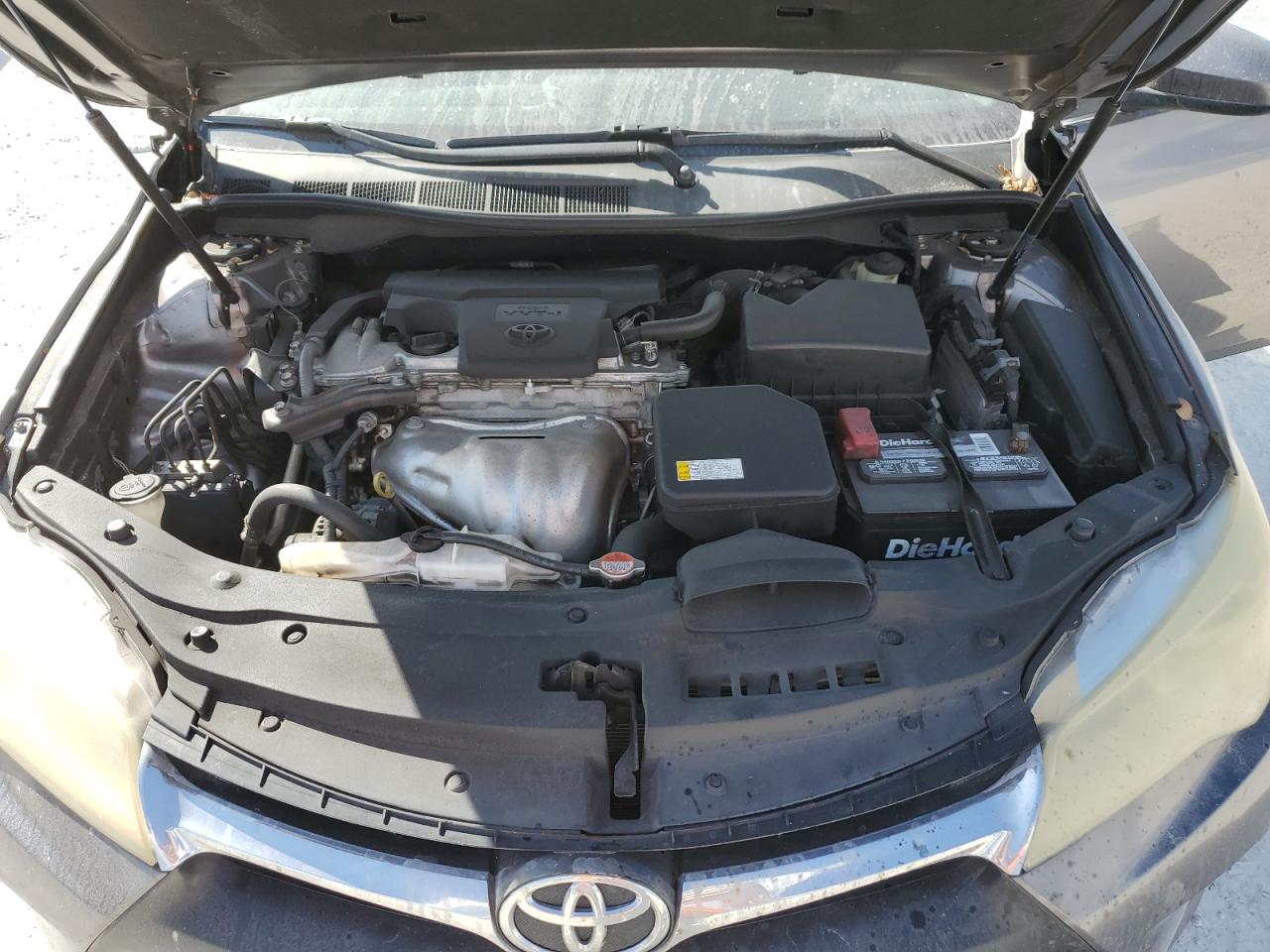 2016 Toyota Camry - Image 11