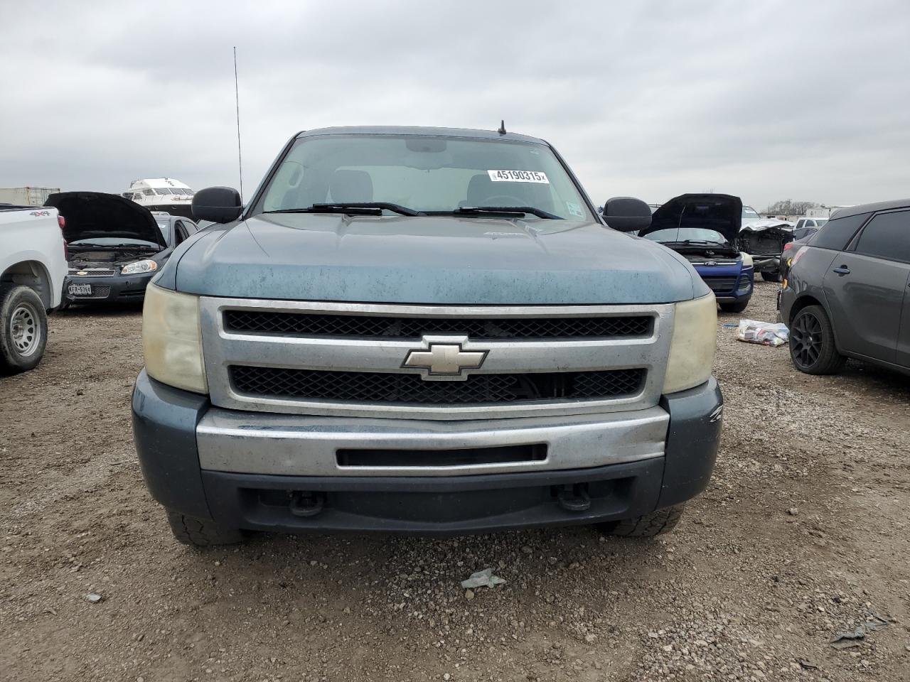 2009 Chevrolet Silverado - Image 5