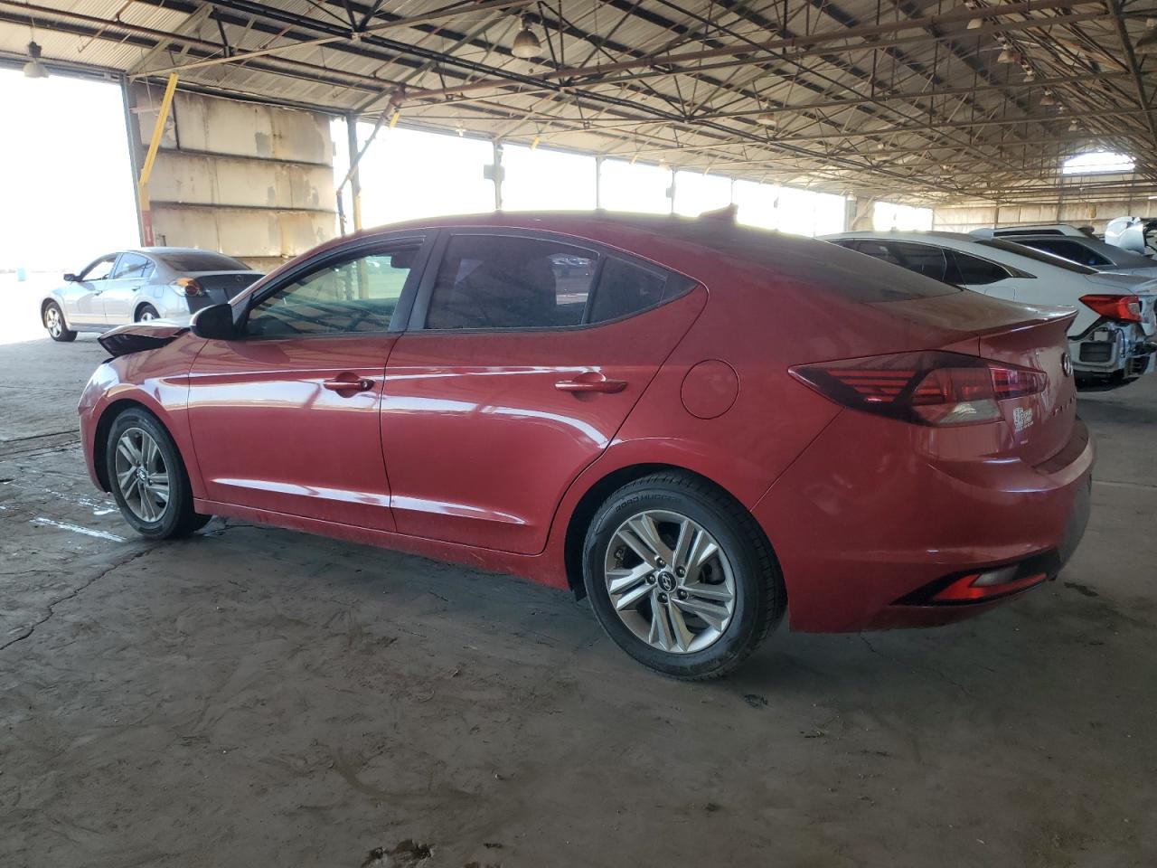 2019 Hyundai Elantra - Image 2