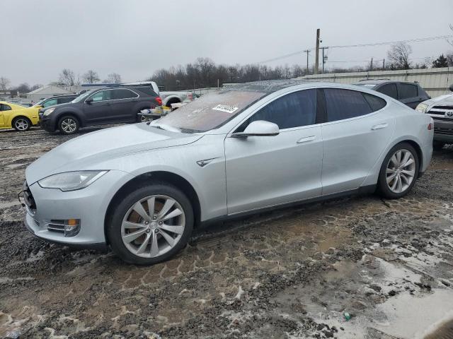 2014 Tesla Model S 