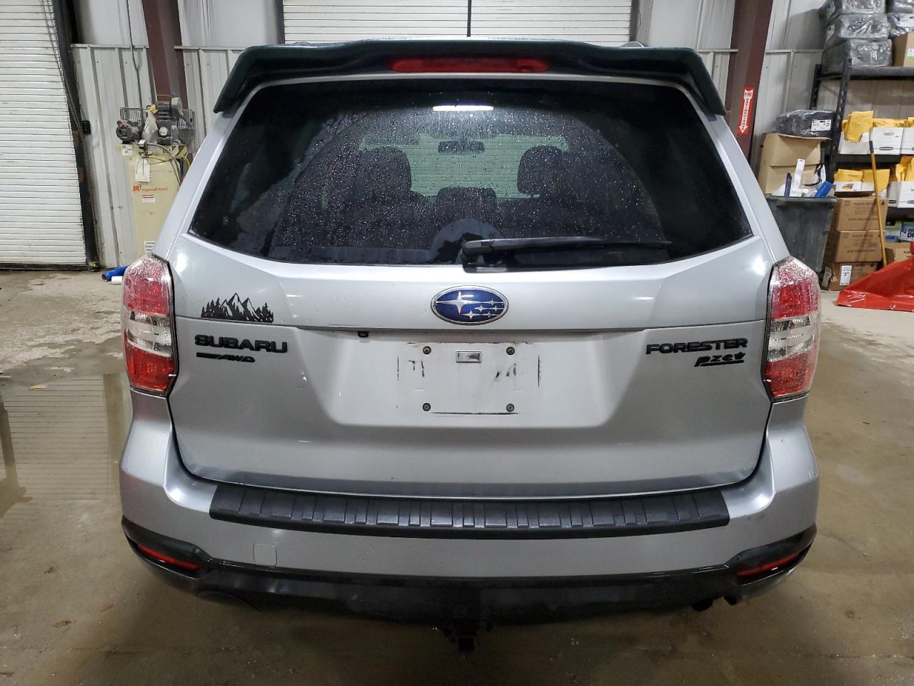 2015 Subaru Forester - Image 6