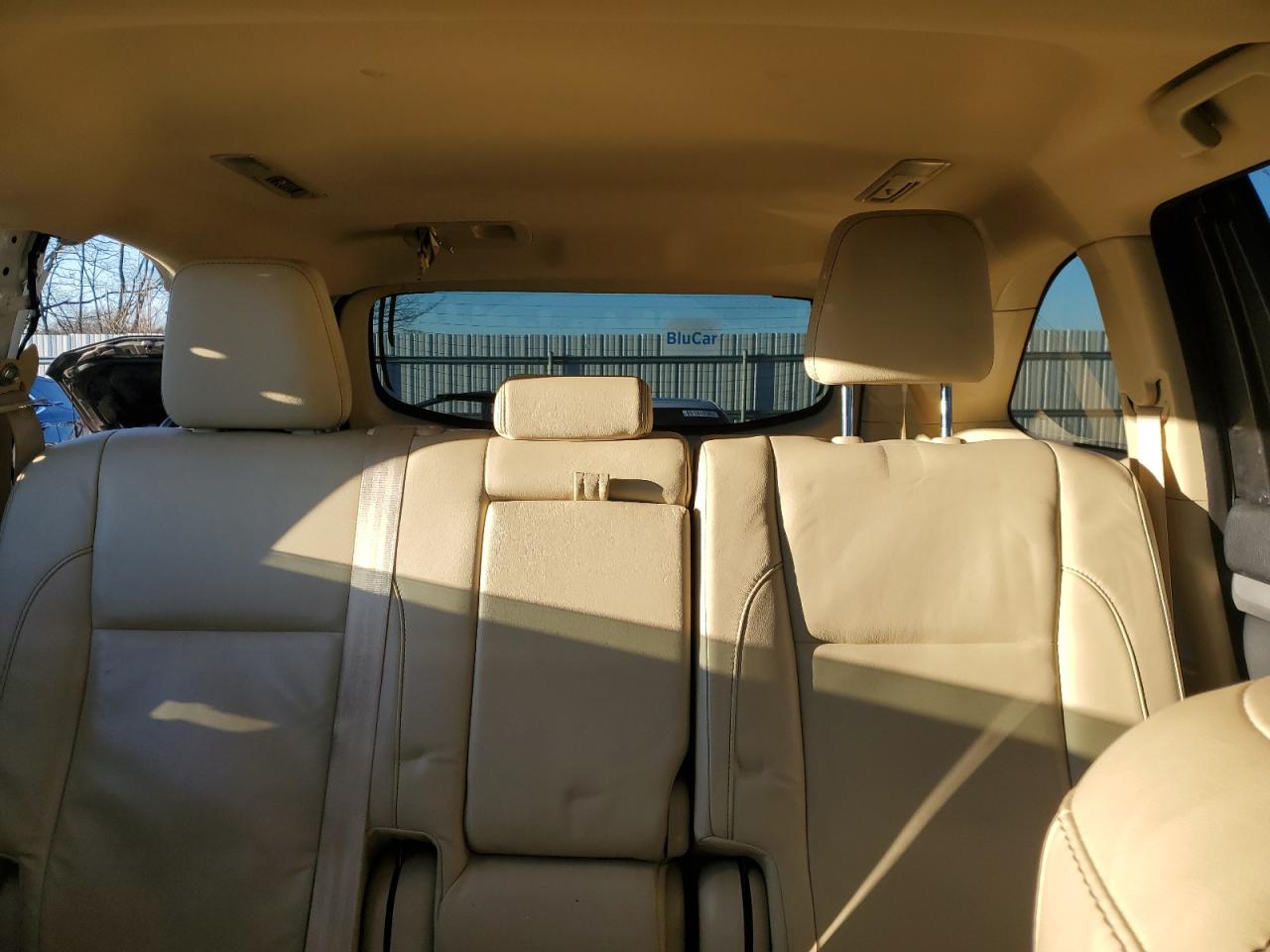 2015 Toyota Highlander - Image 10
