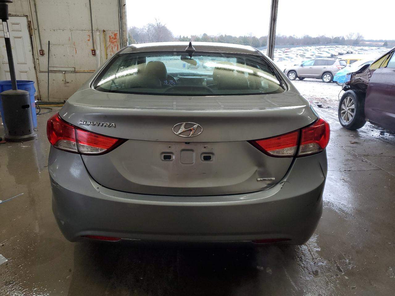 2011 Hyundai Elantra - Image 6