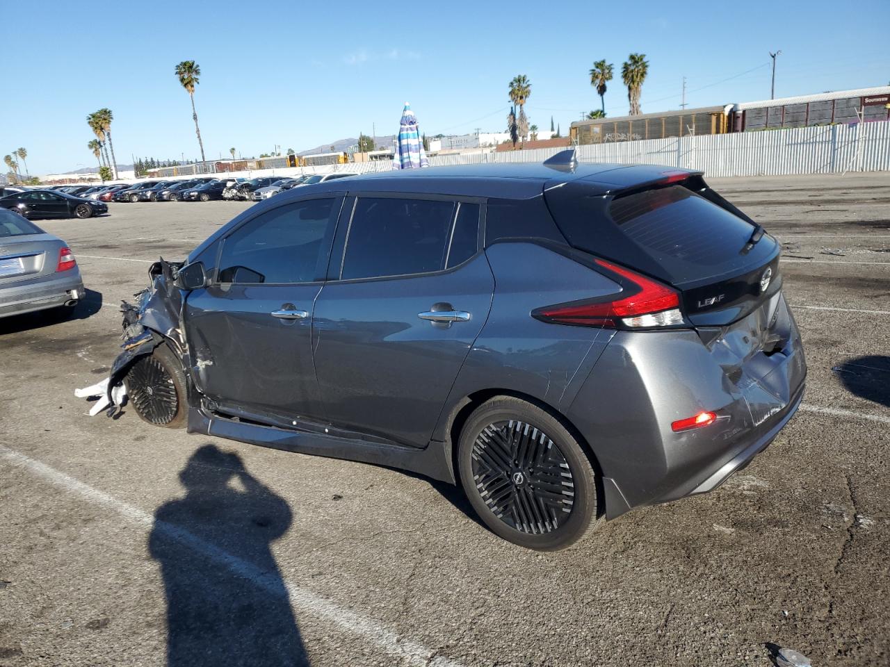 2024 Nissan Leaf - Image 2