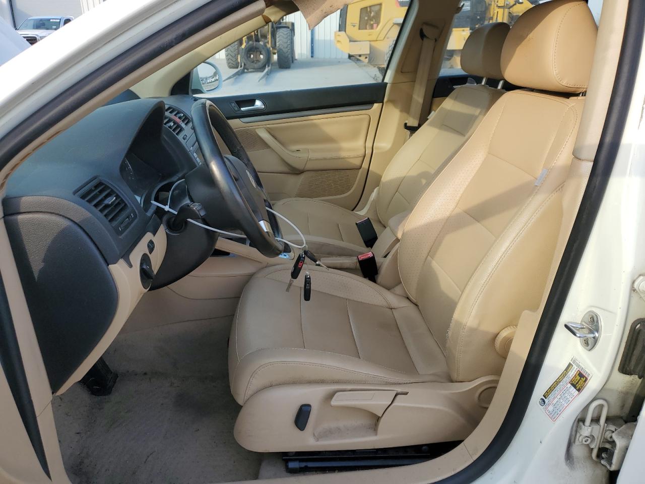 2008 Volkswagen Jetta - Image 7