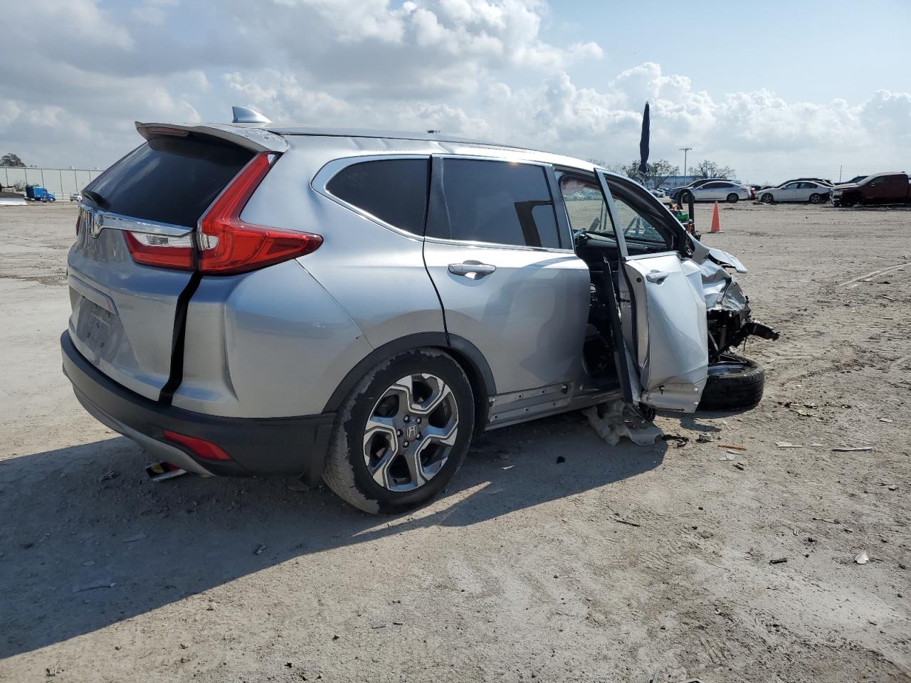 2018 Honda CR-V - Image 3