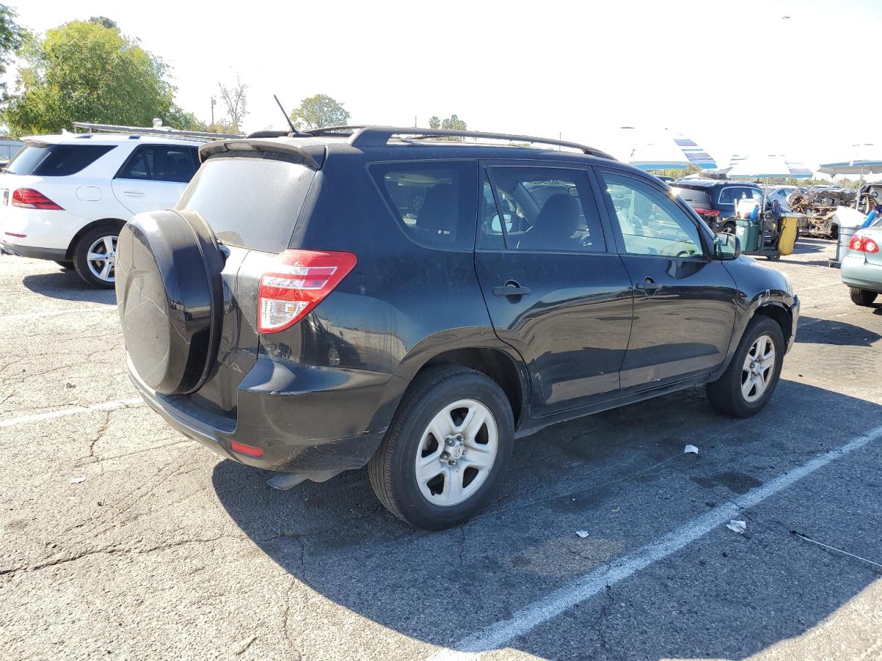 2011 Toyota RAV 4 - Image 3