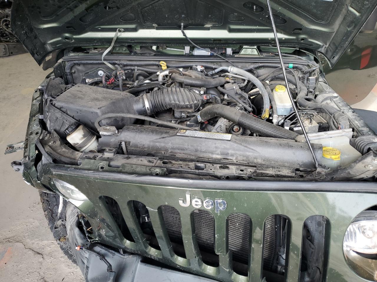 2009 Jeep Wrangler - Image 14