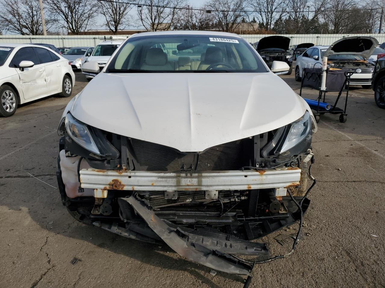 2014 Lincoln MKZ - Image 5