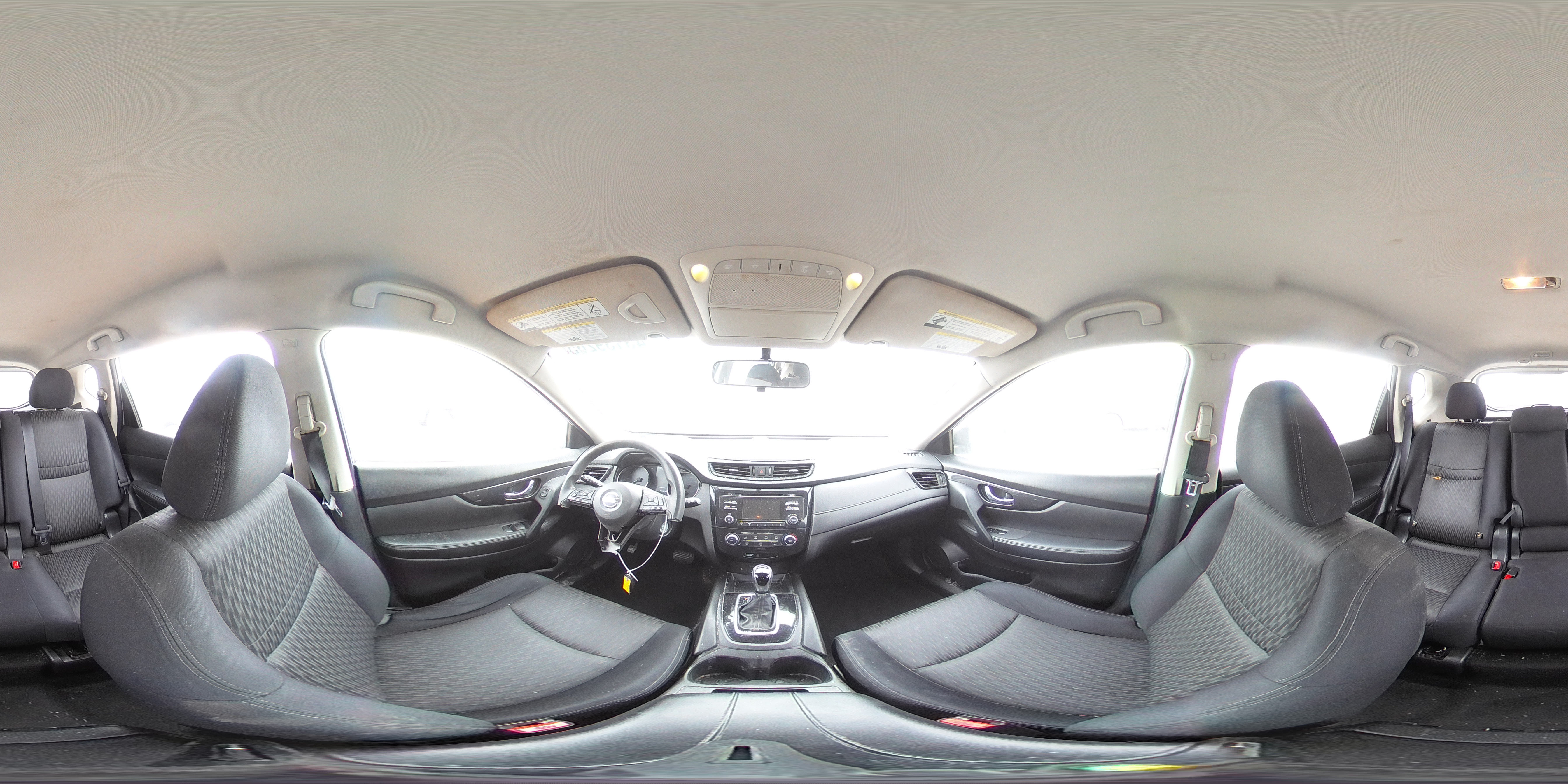 2017 Nissan Rogue - Image 14