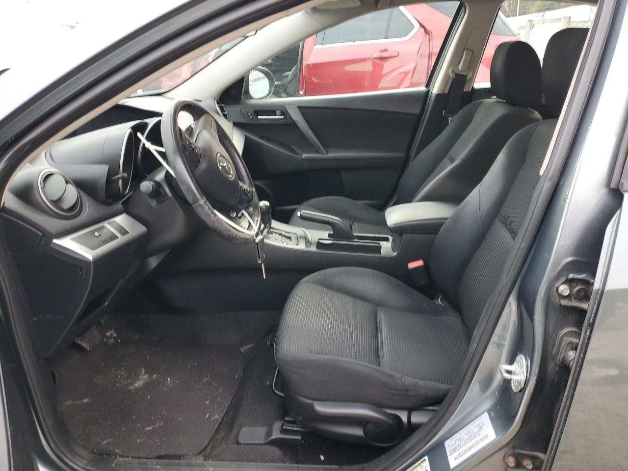2012 Mazda 3 - Image 7