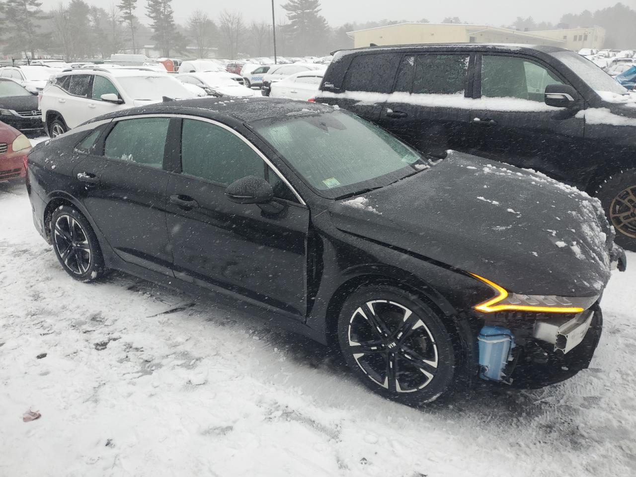 2021 Kia K5 - Image 4