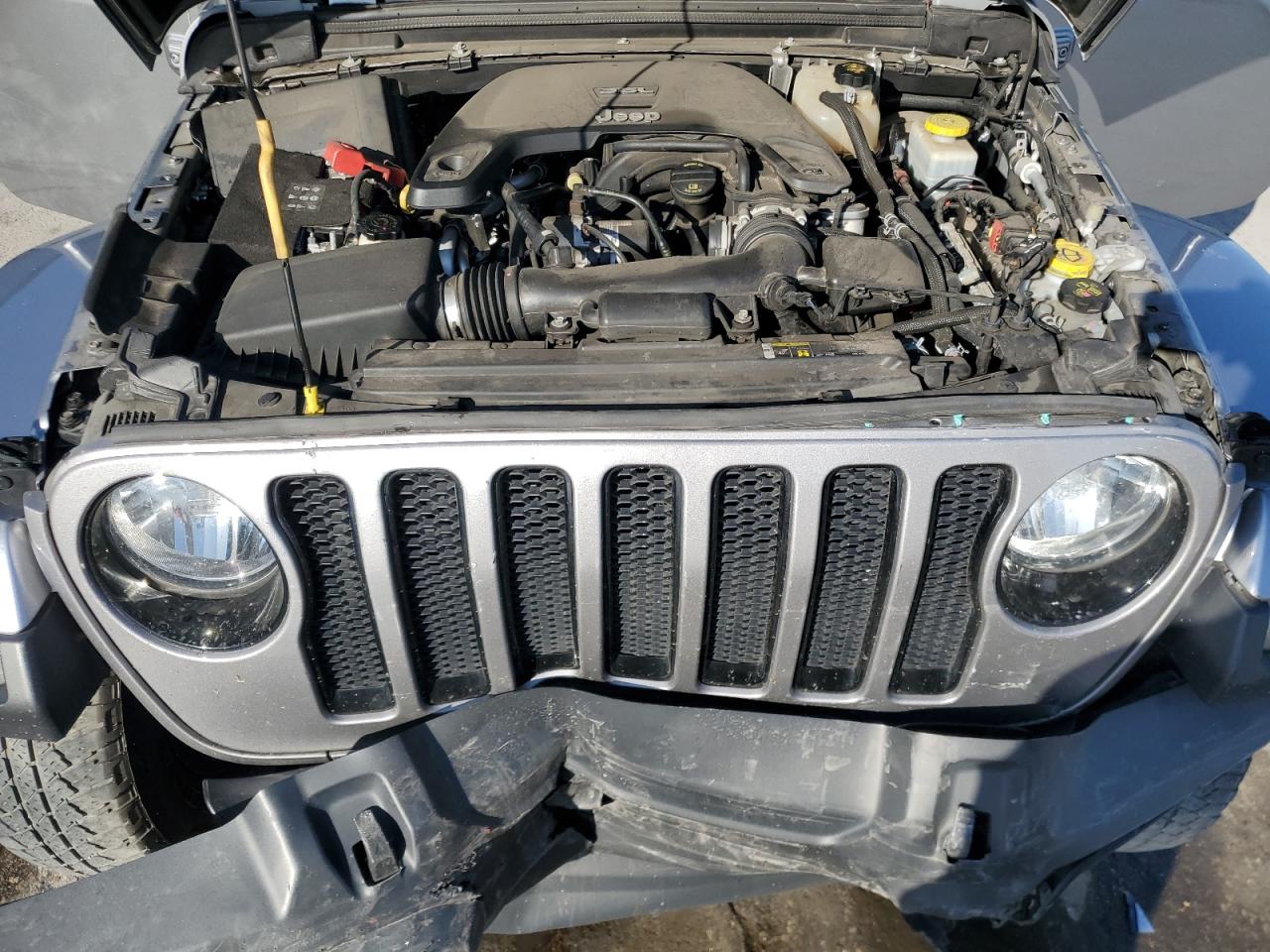 2020 Jeep Wrangler - Image 12