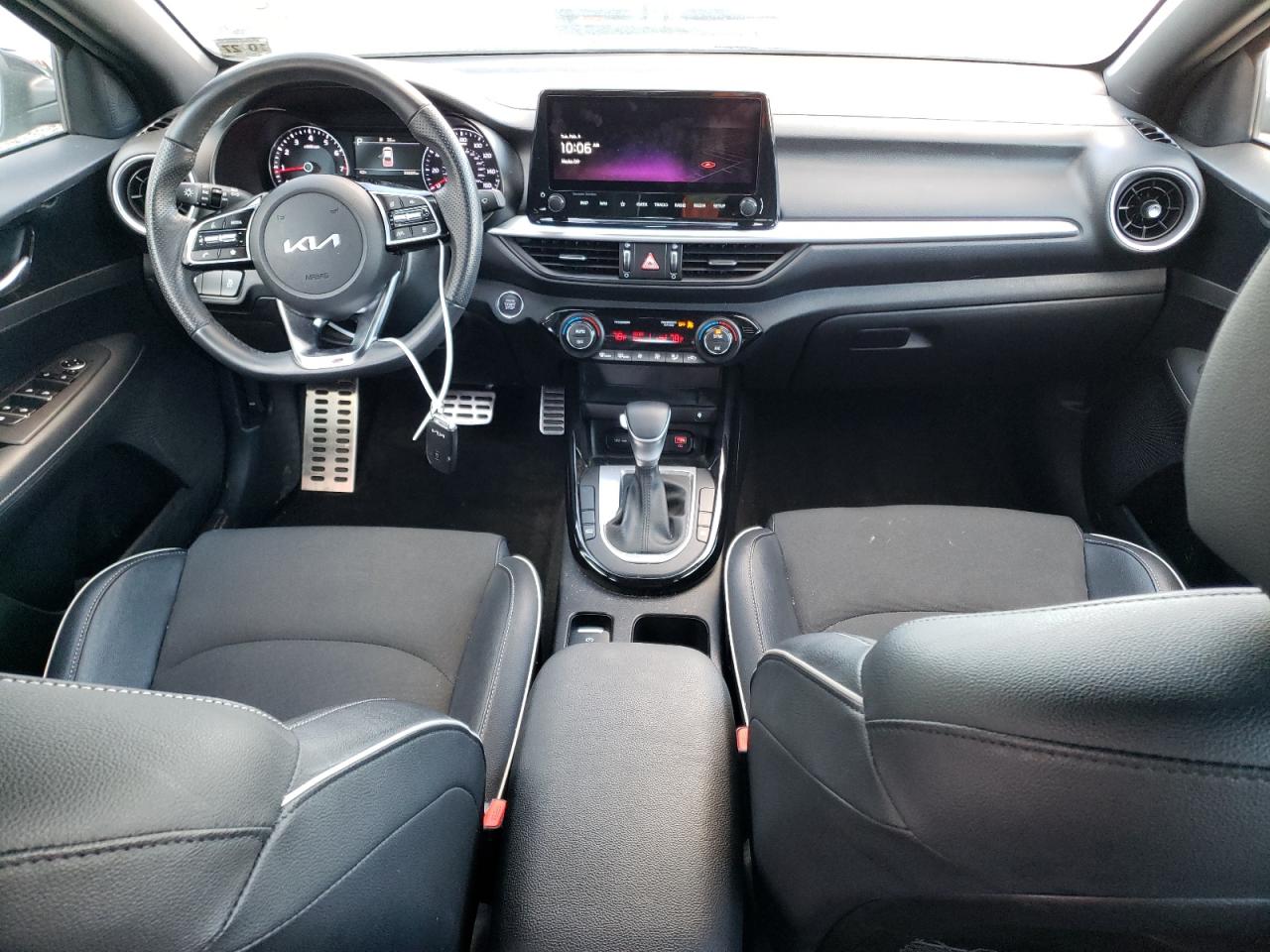 2023 Kia Forte - Image 8