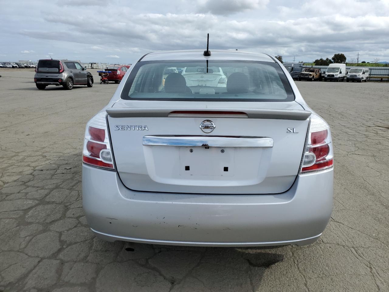 2011 Nissan Sentra - Image 6