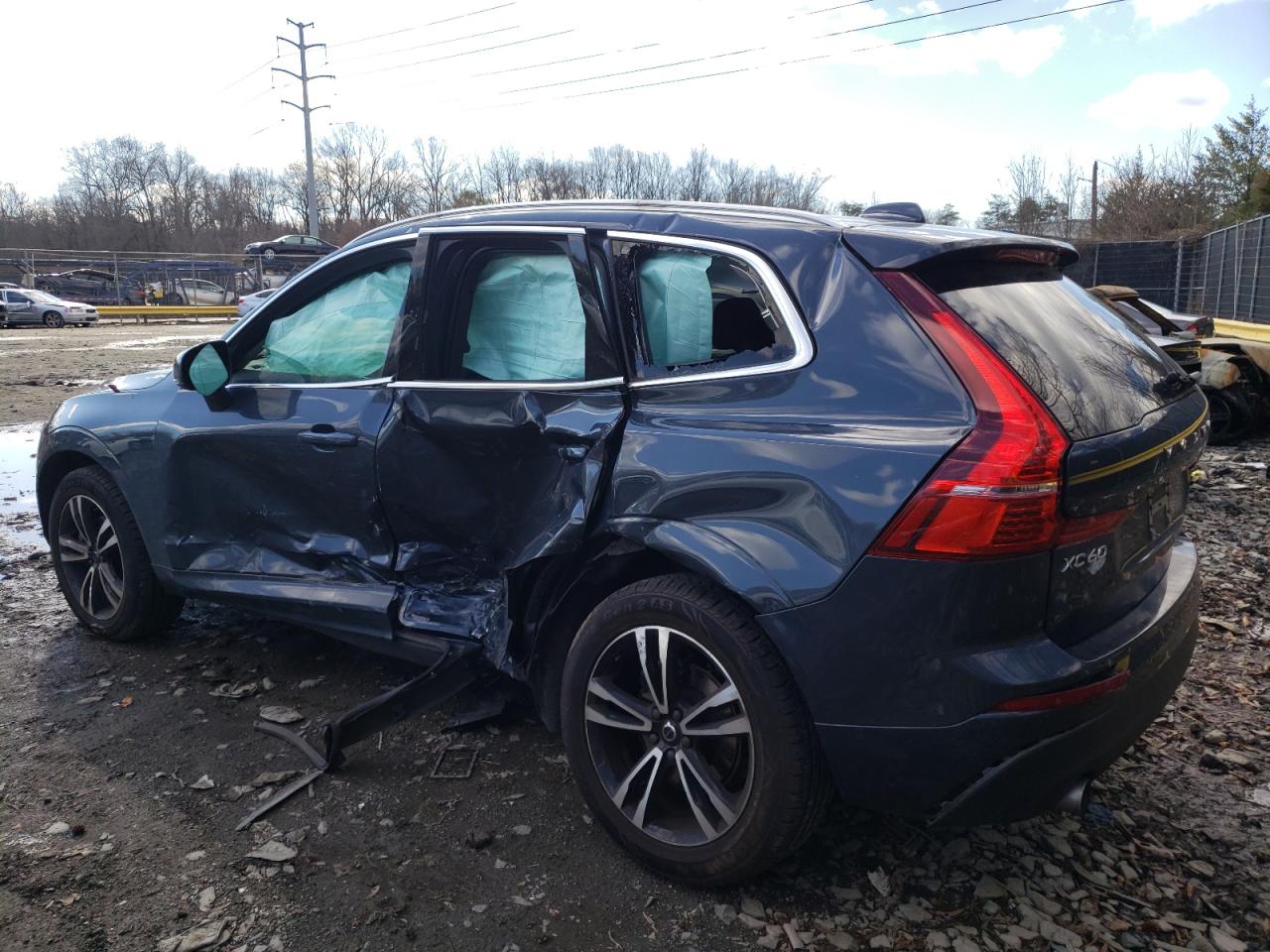 2021 Volvo XC60 - Image 2