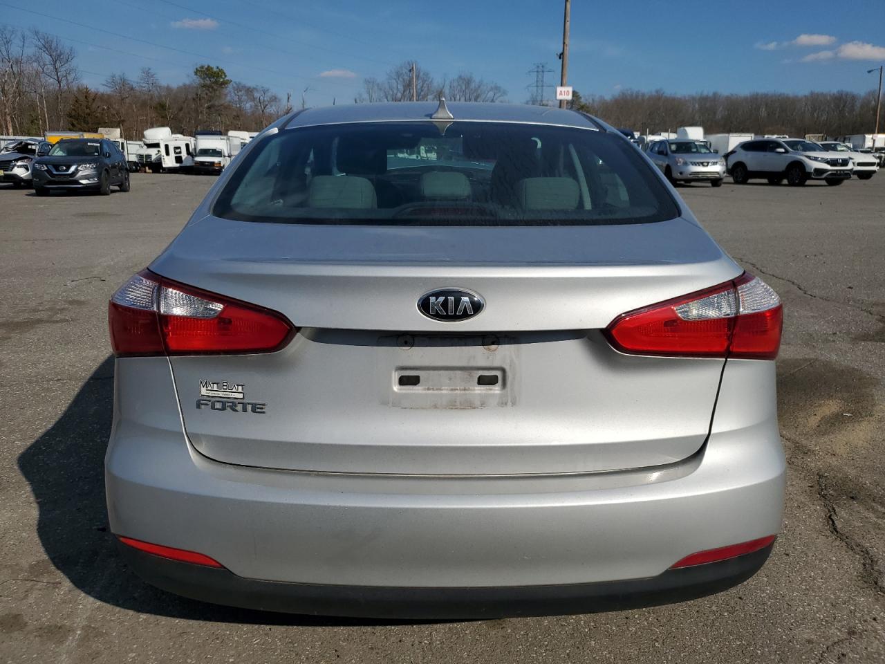 2016 Kia Forte - Image 6