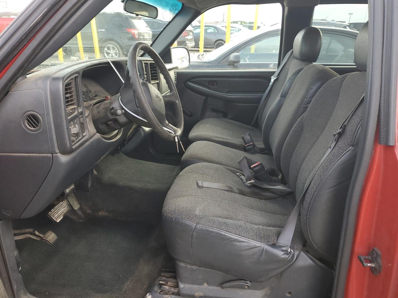 2000 Chevrolet Silverado - Image 7
