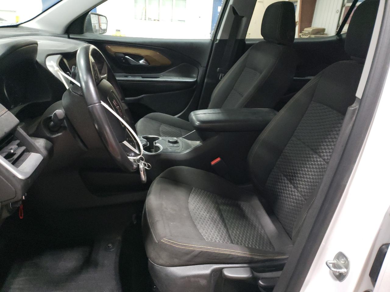 2020 GMC Terrain - Image 7