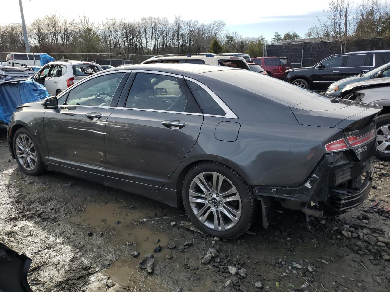 2015 Lincoln MKZ - Image 2