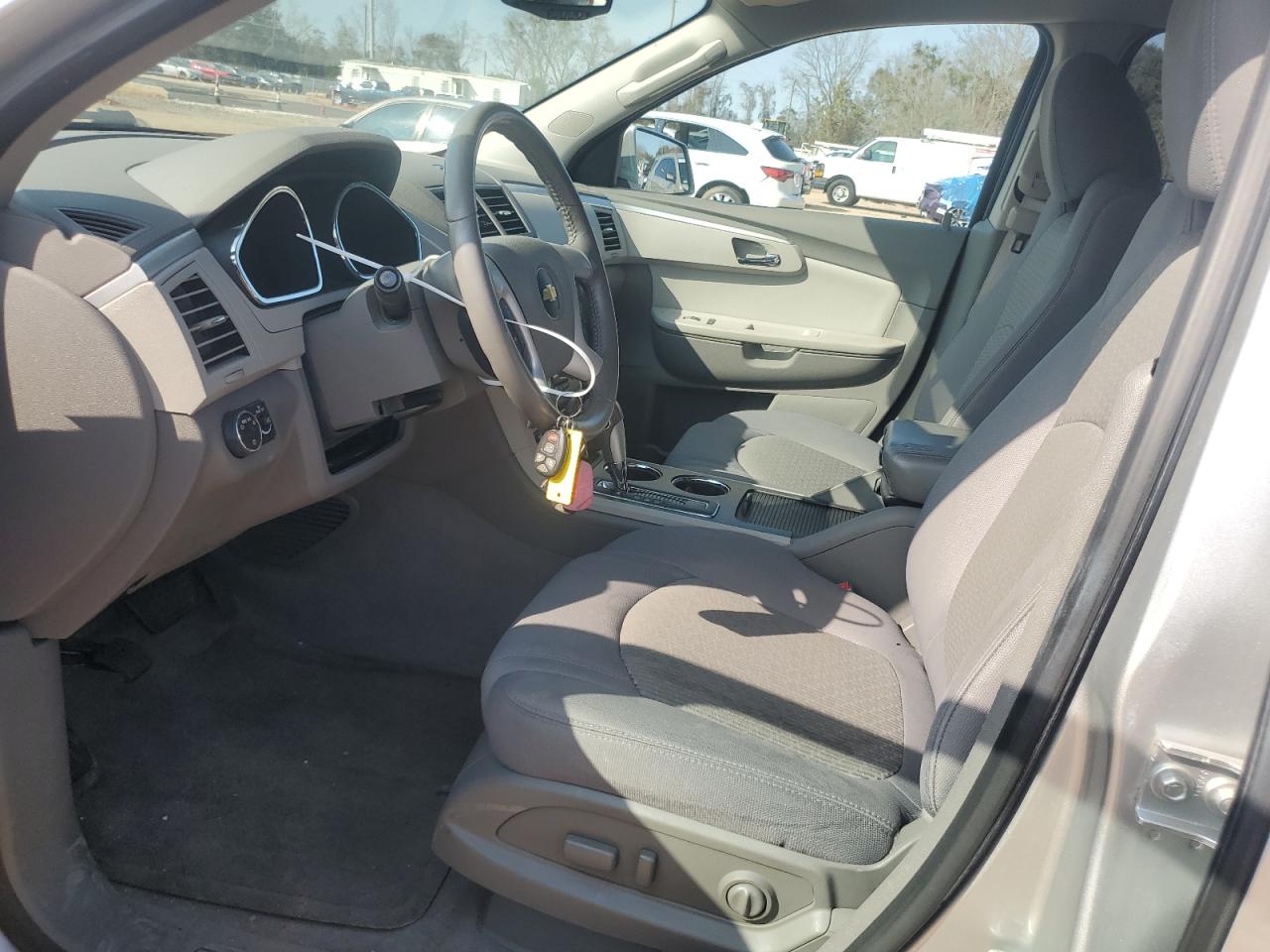 2012 Chevrolet Traverse - Image 7