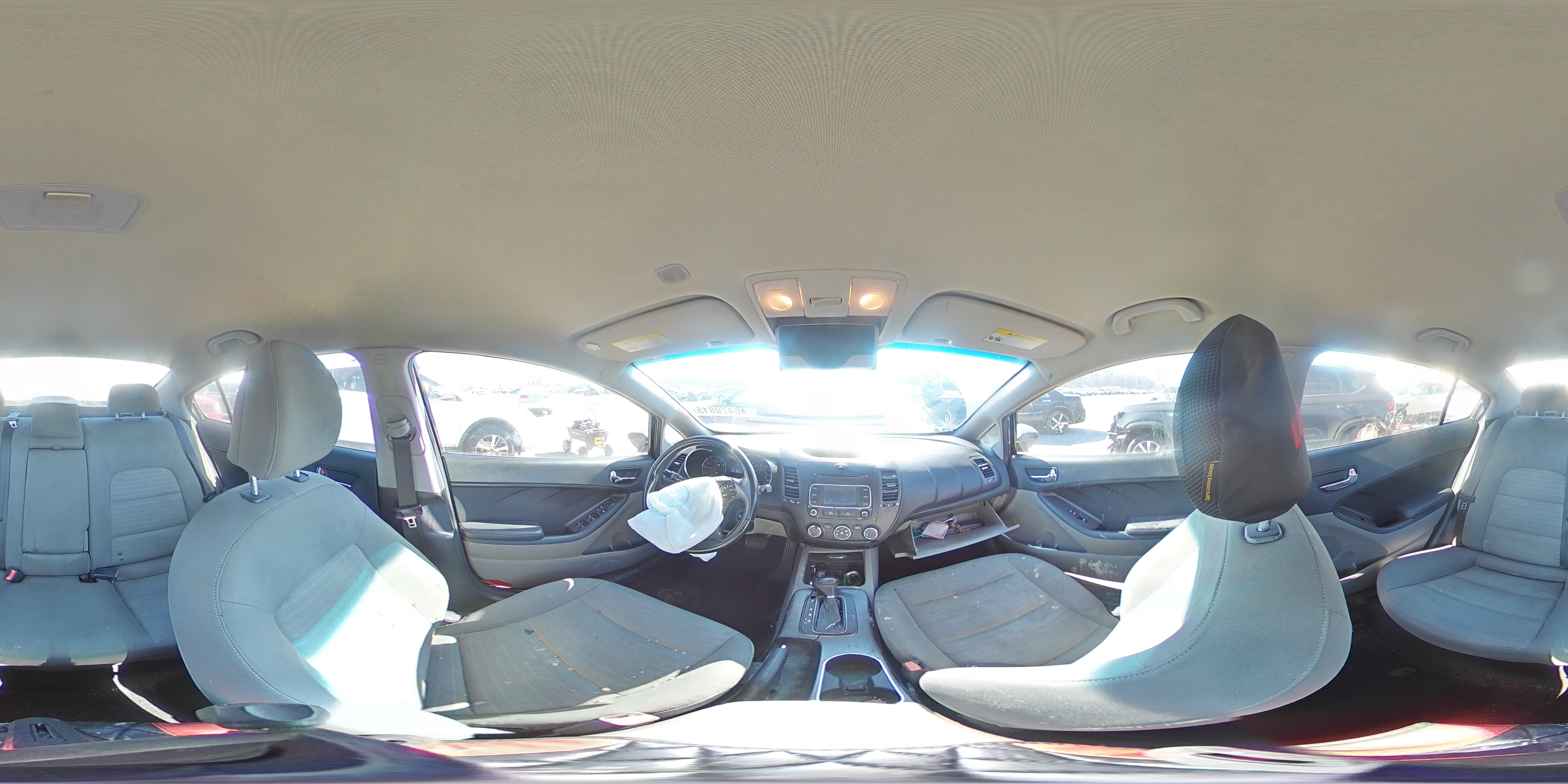 2016 Kia Forte - Image 13
