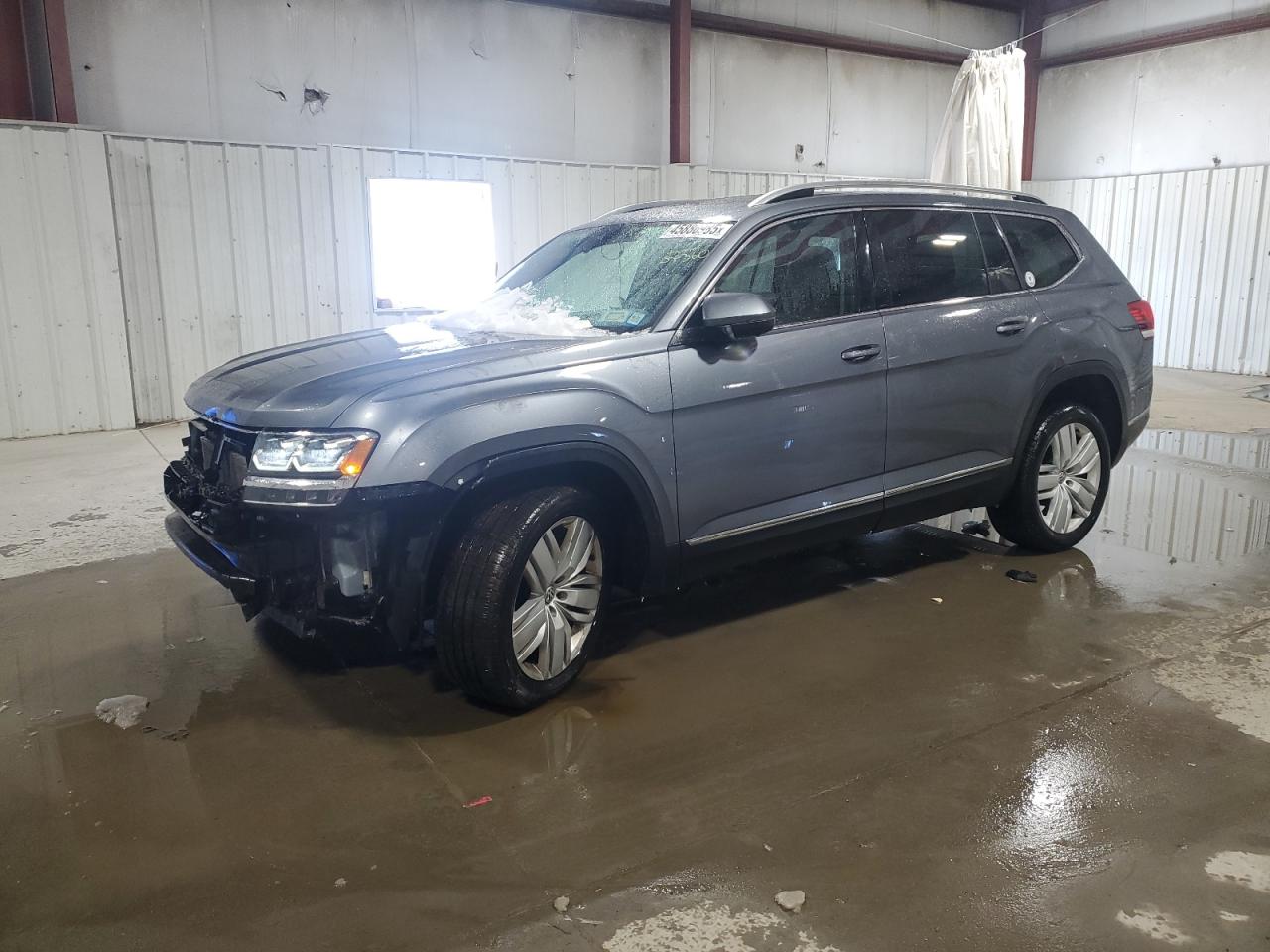 2018 Volkswagen Atlas - Image 1