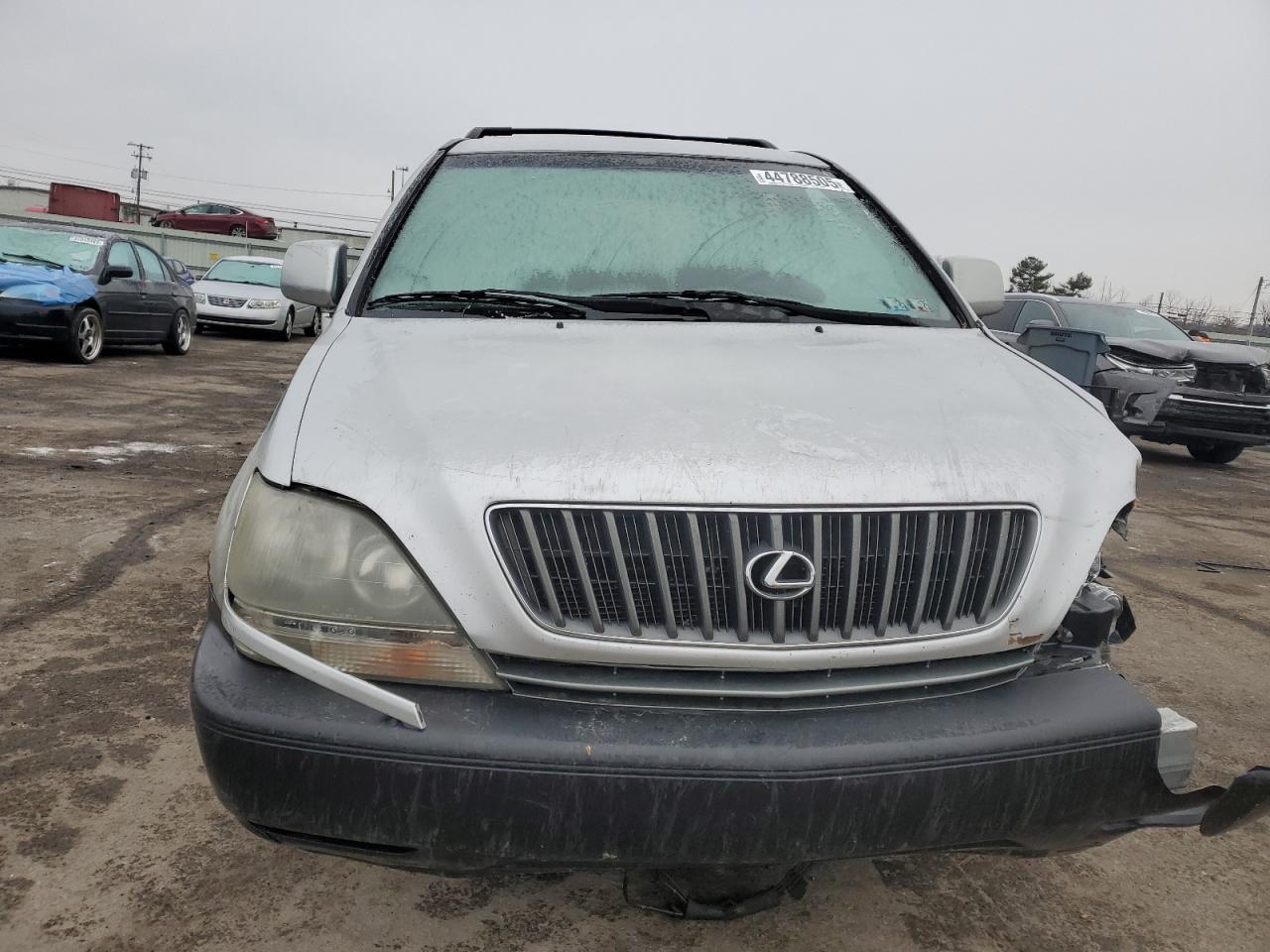 2000 Lexus RX - Image 5