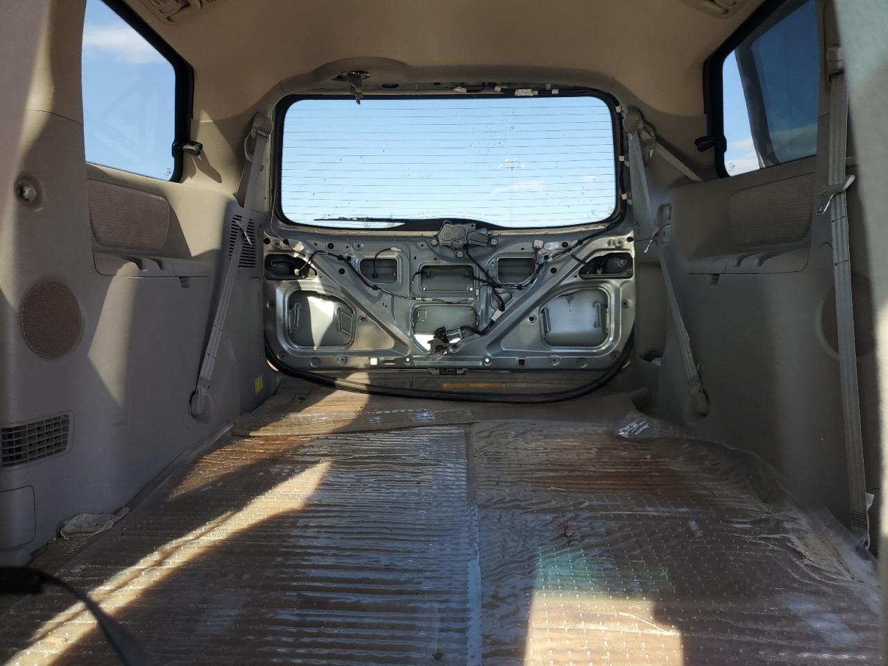 2010 Toyota Sienna - Image 10