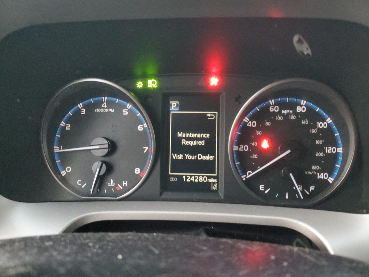 2018 Toyota RAV 4 - Image 9