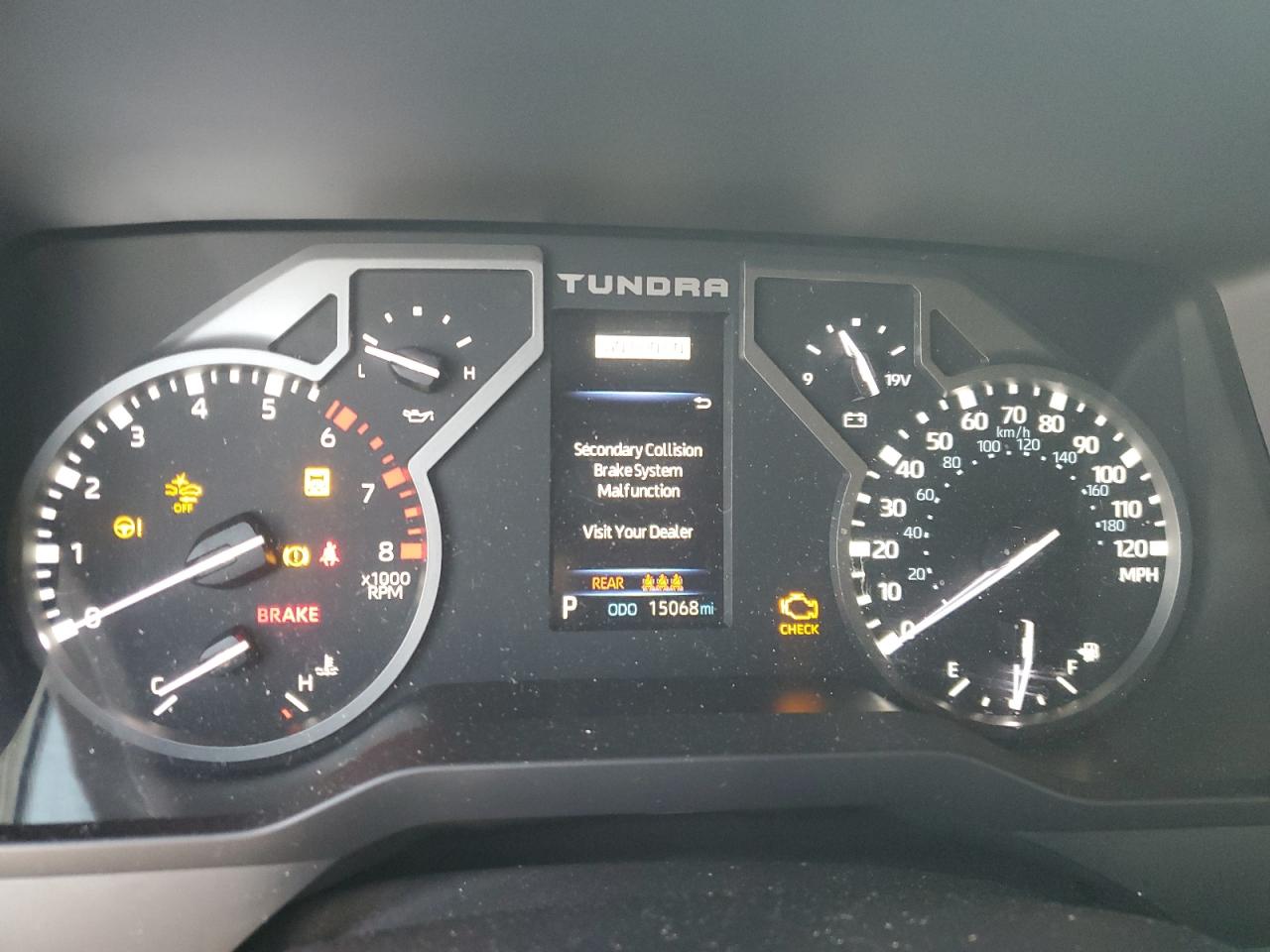 2023 Toyota Tundra - Image 9