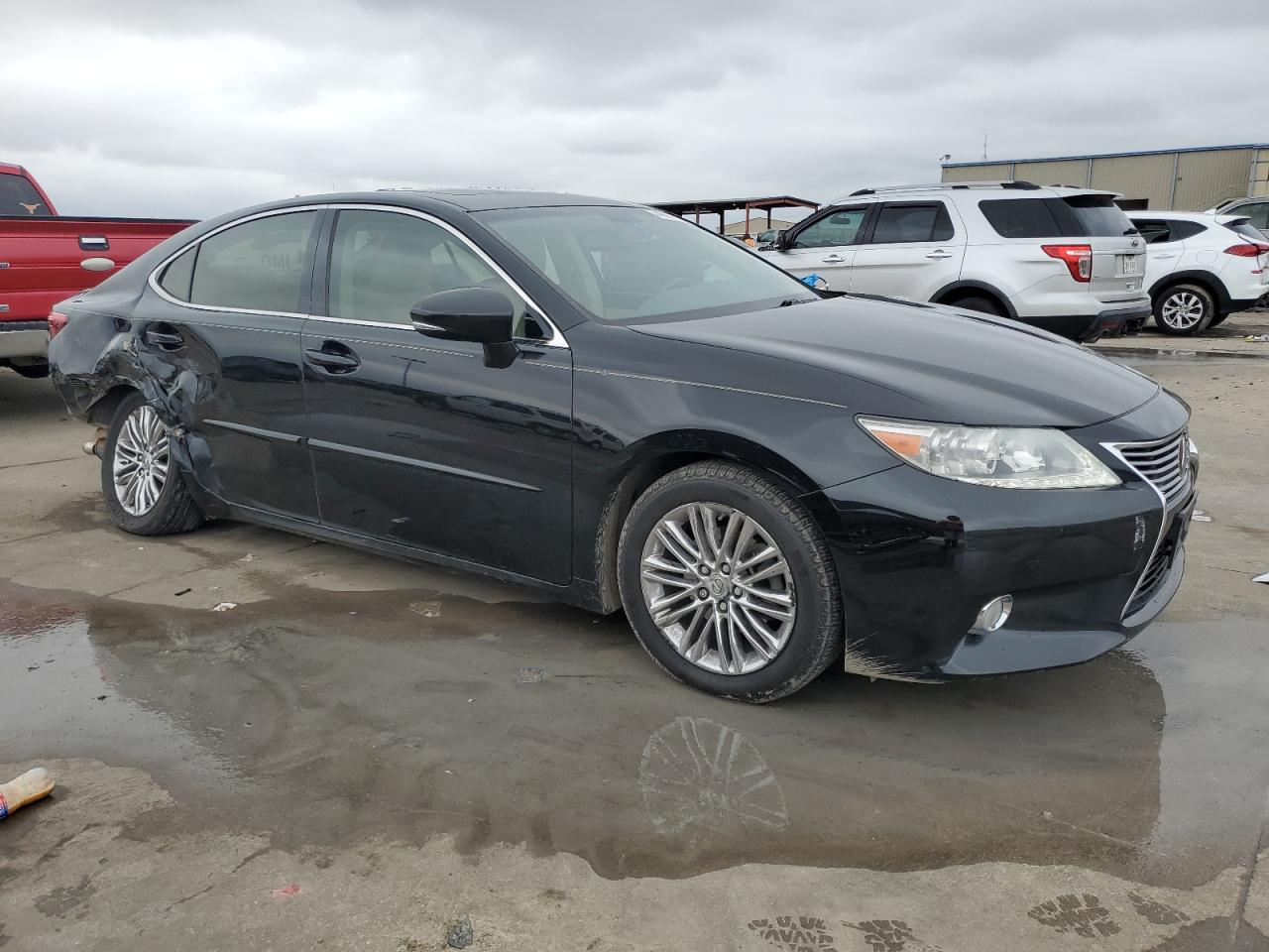 2013 Lexus ES - Image 4