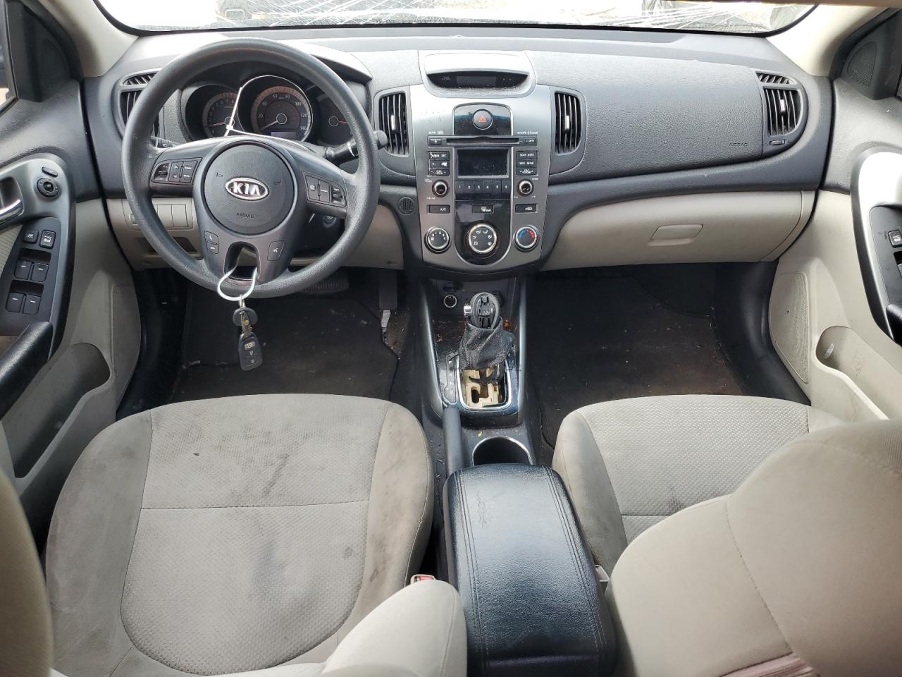 2013 Kia Forte - Image 8