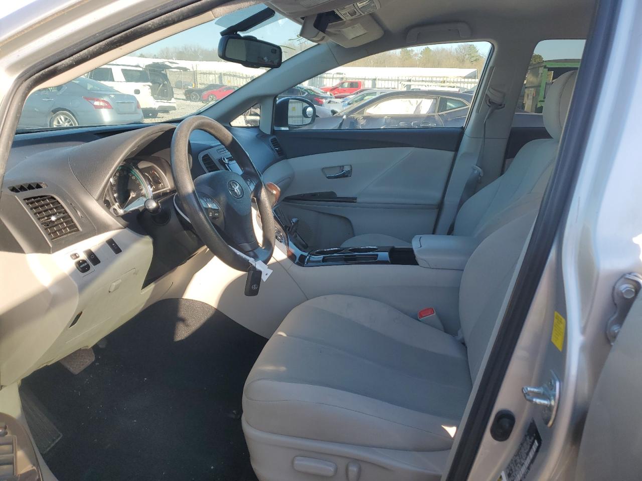 2010 Toyota Venza - Image 7
