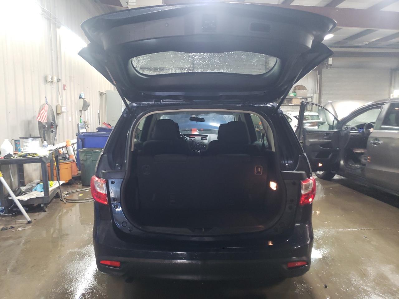 2015 Mazda 5 - Image 6