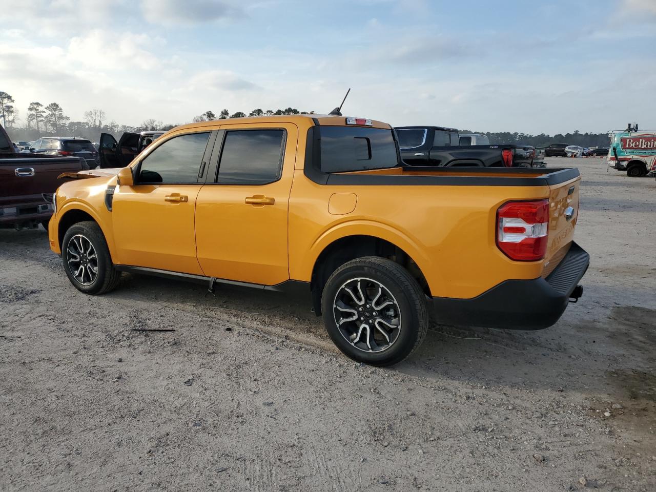 2023 Ford Maverick - Image 2