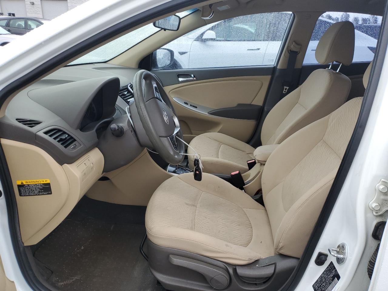 2013 Hyundai Accent - Image 7