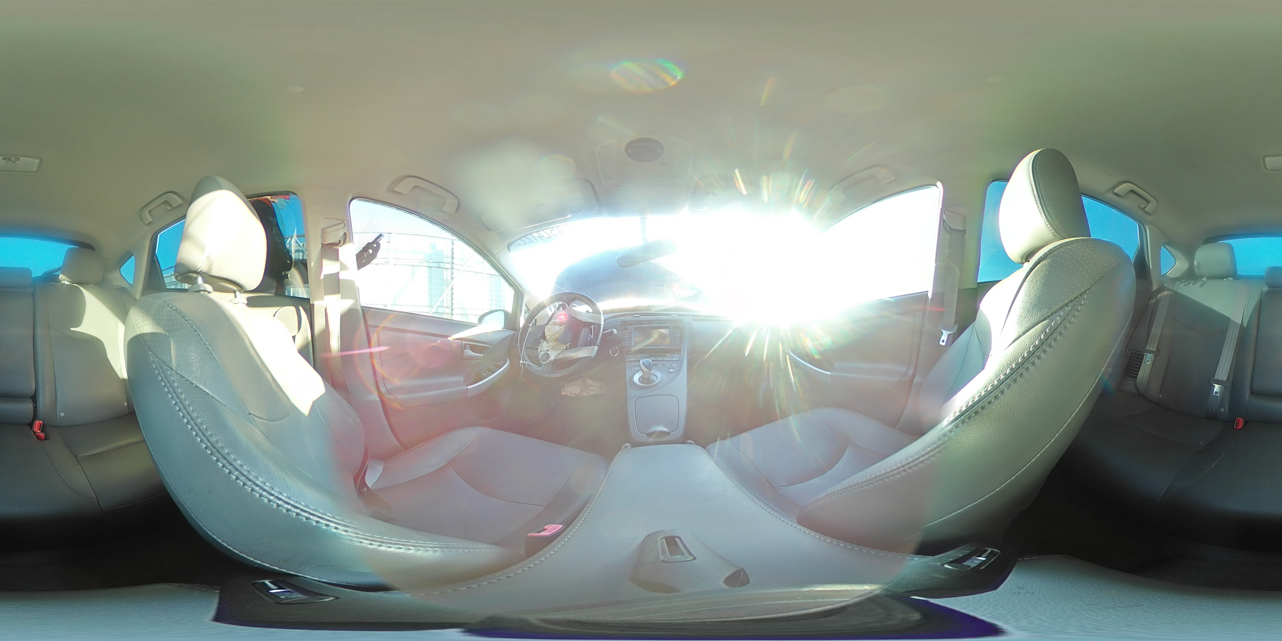 2011 Toyota Prius - Image 13