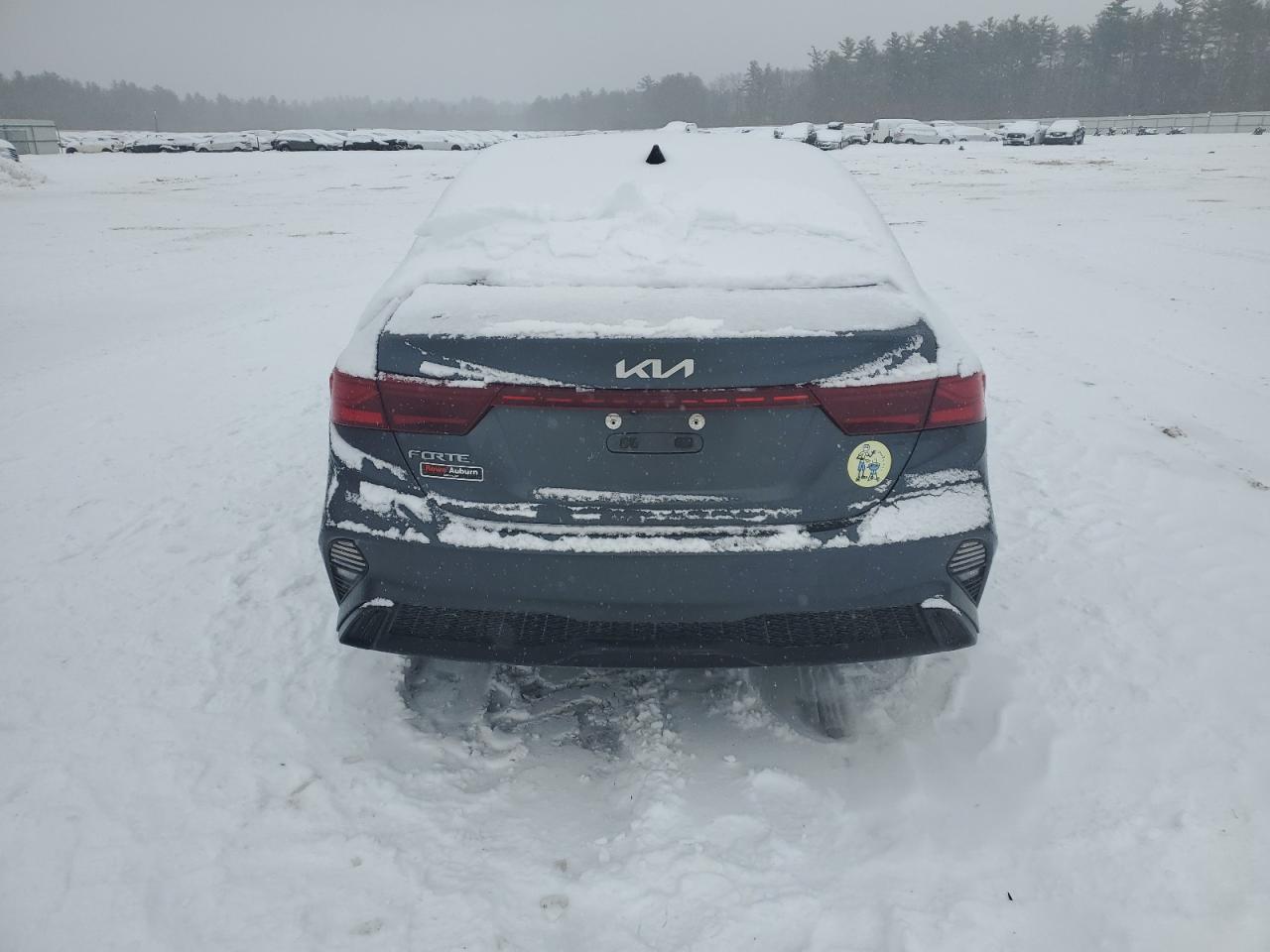 2022 Kia Forte - Image 6