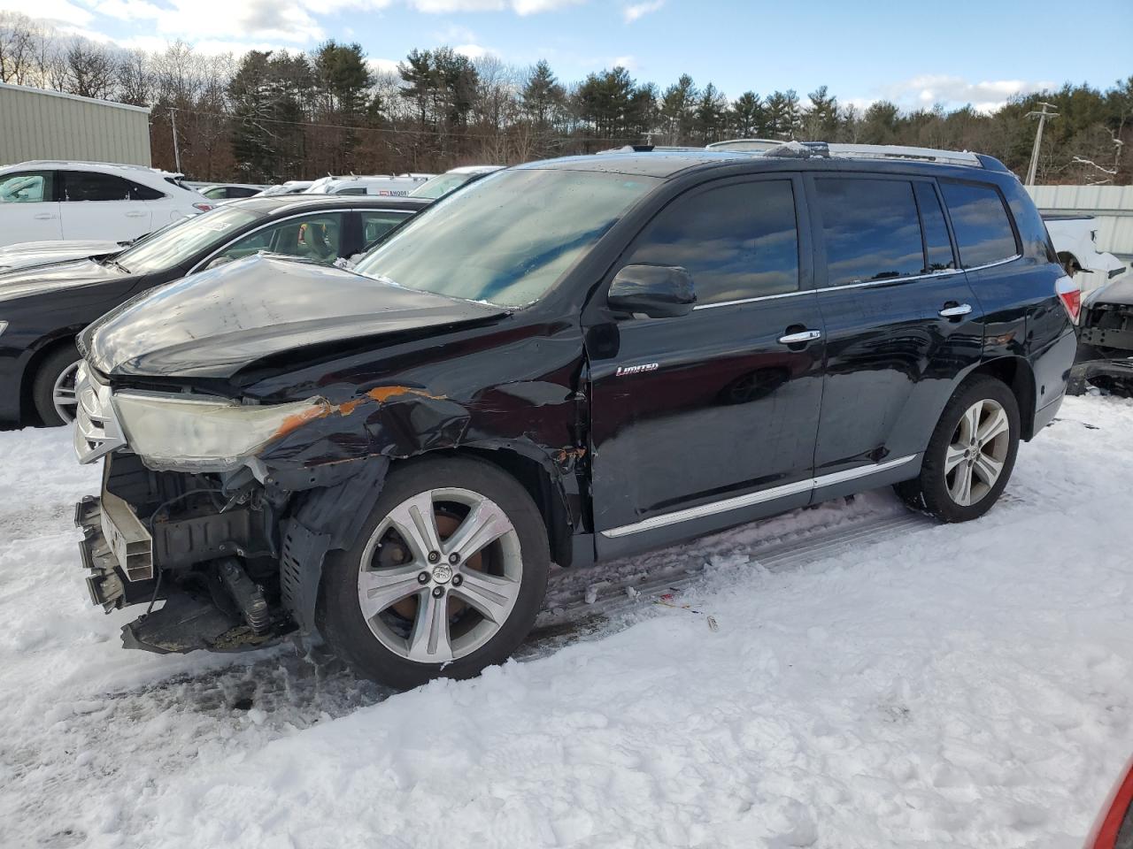 2013 Toyota Highlander - Image 1